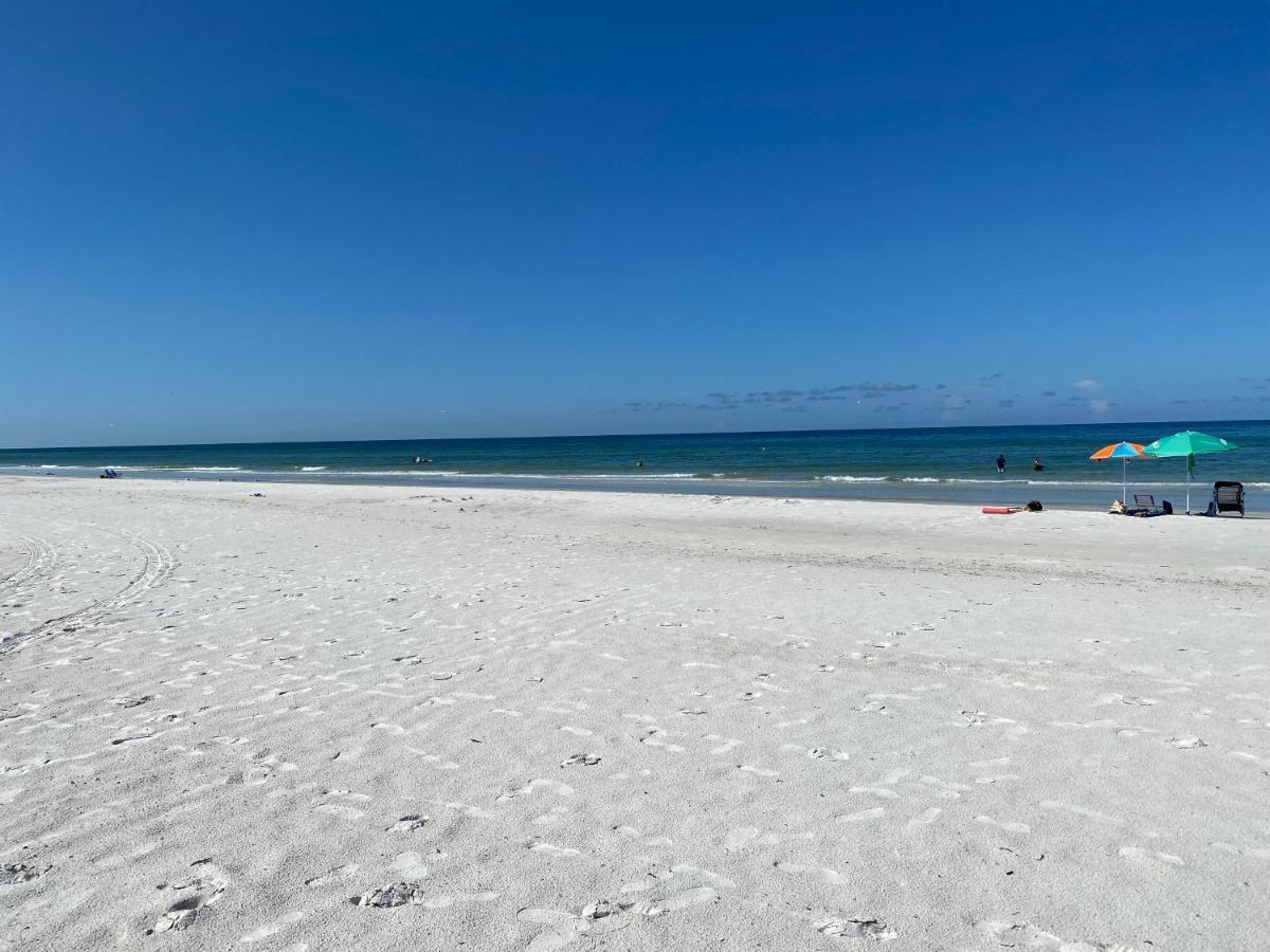 Belleview Gulf Condos Clearwater Beach Exterior photo