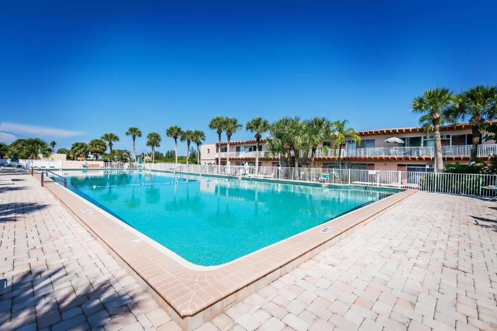 Belleview Gulf Condos Clearwater Beach Exterior photo